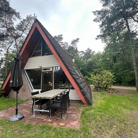 Modern Holiday Home In Stramproy In The Forest ภายนอก รูปภาพ